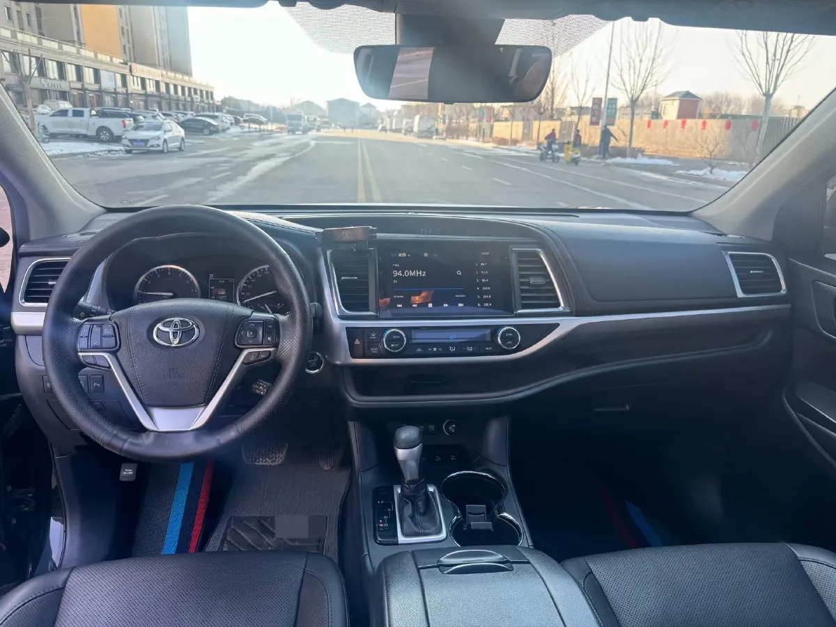 2019 HanTeng V7 1.5T 156HP L4 6AT,autocango,china used car exporter,china ev exporter,chinese used car exporter,chinese used ev exporter