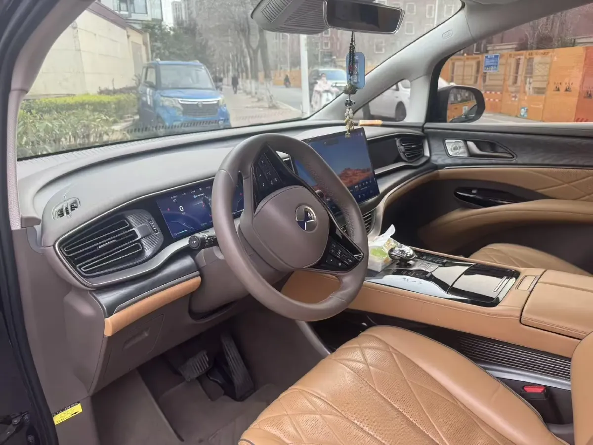 2022 HongQi HS7 3.0T 337HP V6 8AT,autocango,china used car exporter,china ev exporter,chinese used car exporter,chinese used ev exporter