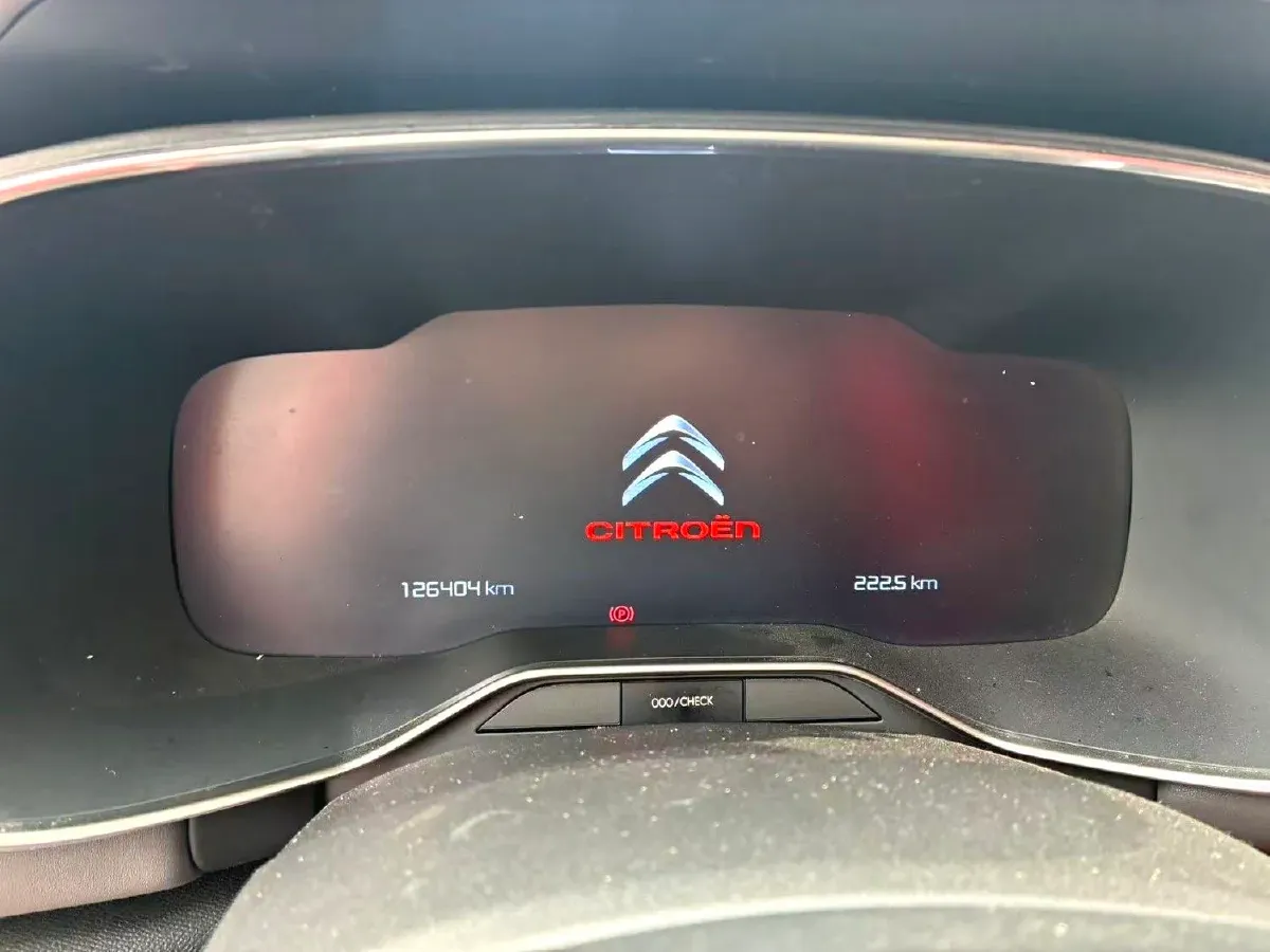 2017 Citroen C5 Aircross 1.6T 167HP L4 6AT,autocango,china used car exporter,china ev exporter,chinese used car exporter,chinese used ev exporter