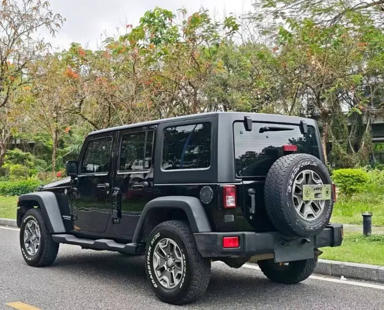 2017 Jeep Wrangler 3.6L 284HP V6 5AT,autocango,china used car exporter,china ev exporter,chinese used car exporter,chinese used ev exporter