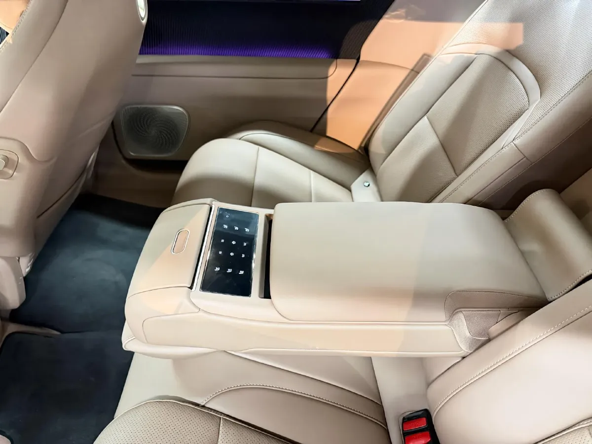 2025 Avatr 12 BEV 94.53KWH,autocango,china used car exporter,china ev exporter,chinese used car exporter,chinese used ev exporter