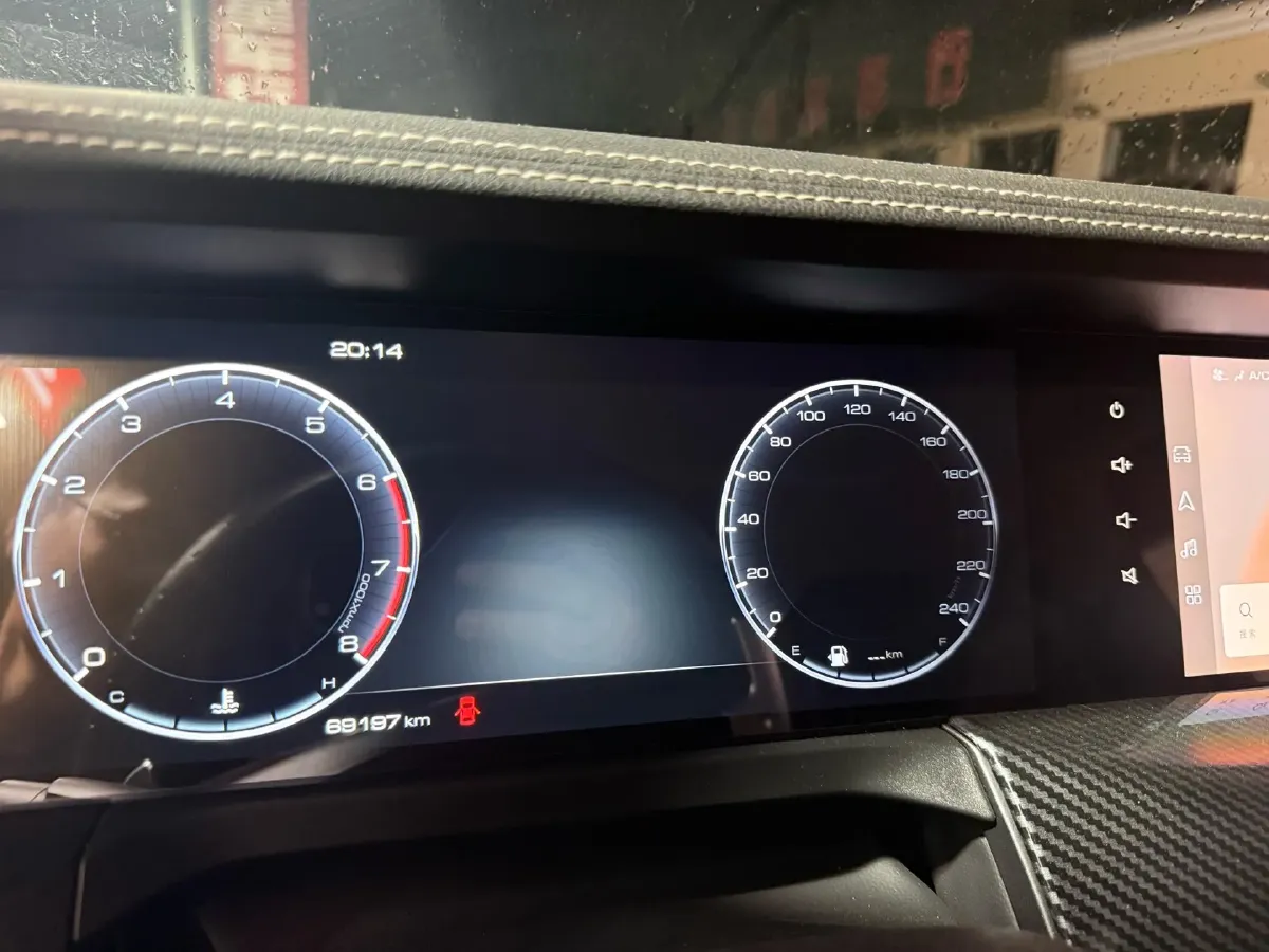 2021 Tank 300 2.0T 227HP L4 8AT,autocango,china used car exporter,china ev exporter,chinese used car exporter,chinese used ev exporter