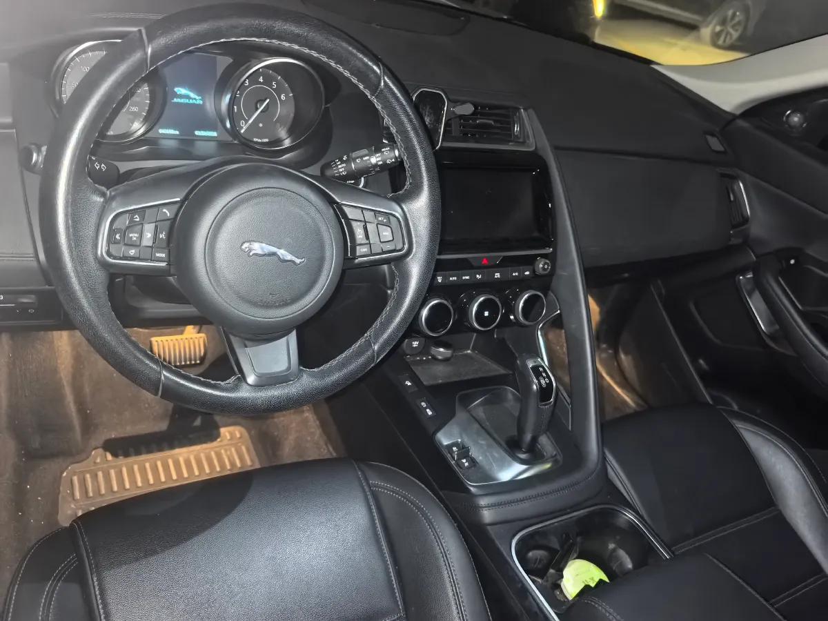 2018 Mercedes-Benz C Class 1.6T 156HP L4 9AT,autocango,china used car exporter,china ev exporter,chinese used car exporter,chinese used ev exporter