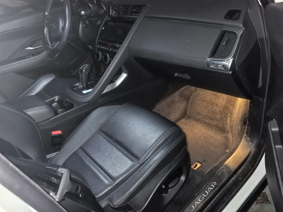 2018 Mercedes-Benz C Class 1.6T 156HP L4 9AT,autocango,china used car exporter,china ev exporter,chinese used car exporter,chinese used ev exporter