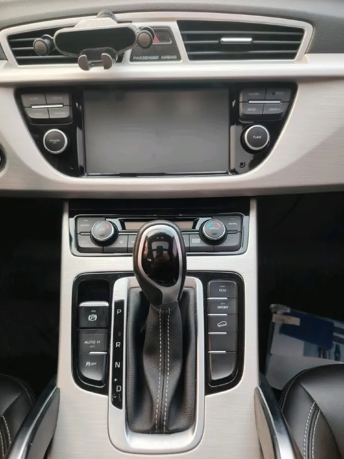 2018 Geely Azkarra 1.8T 184HP L4 6AT,autocango,china used car exporter,china ev exporter,chinese used car exporter,chinese used ev exporter