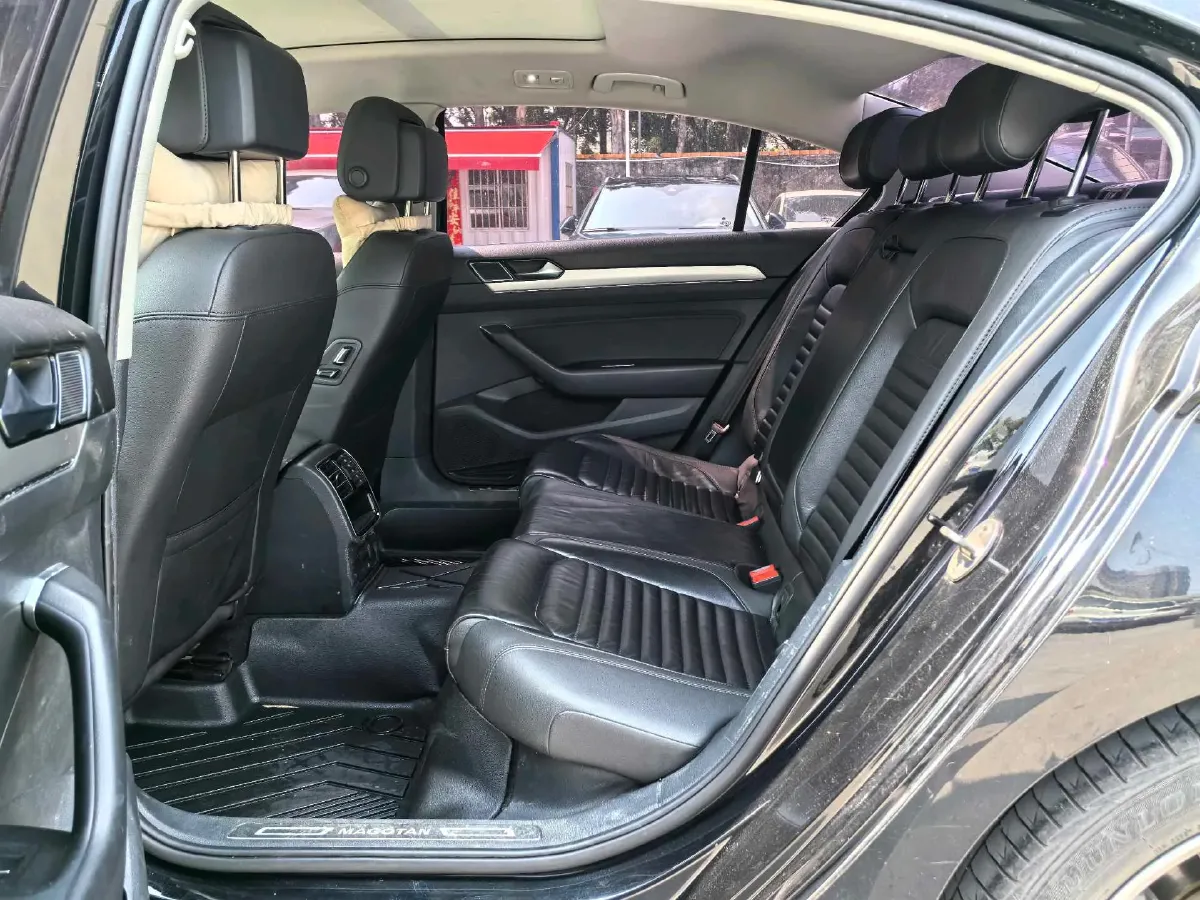 2018 Volkswagen Magotan 1.8T 180HP L4 7DCT,autocango,china used car exporter,china ev exporter,chinese used car exporter,chinese used ev exporter