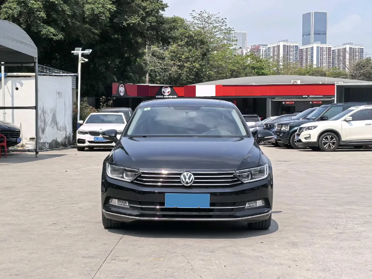2018 Volkswagen Magotan 1.8T 180HP L4 7DCT,autocango,china used car exporter,china ev exporter,chinese used car exporter,chinese used ev exporter