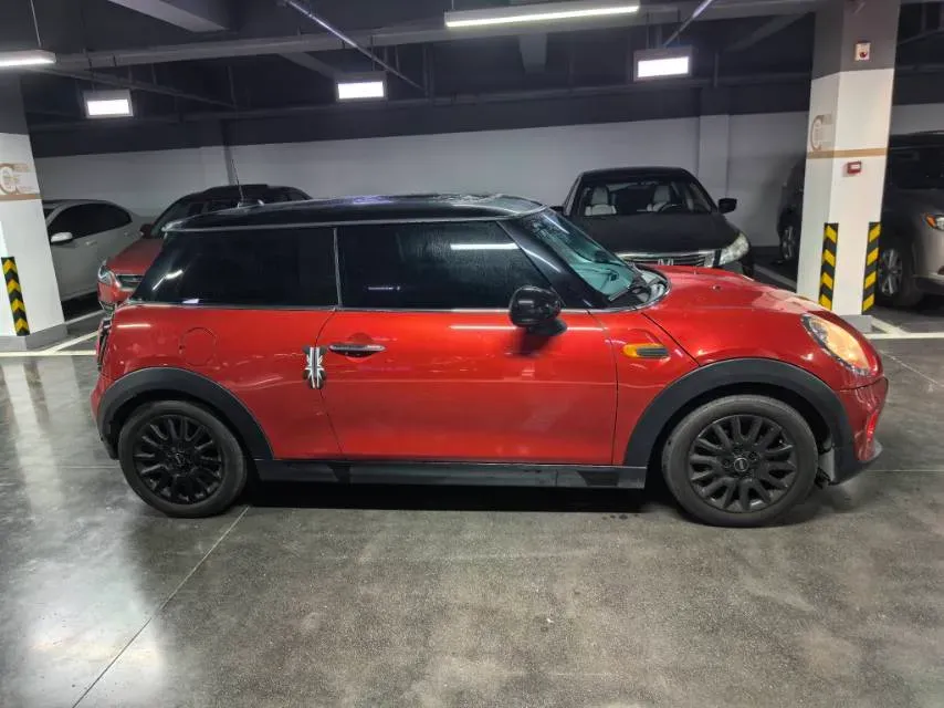 2016 MINI MINI 1.5T 136HP L3 6AT,autocango,china used car exporter,china ev exporter,chinese used car exporter,chinese used ev exporter