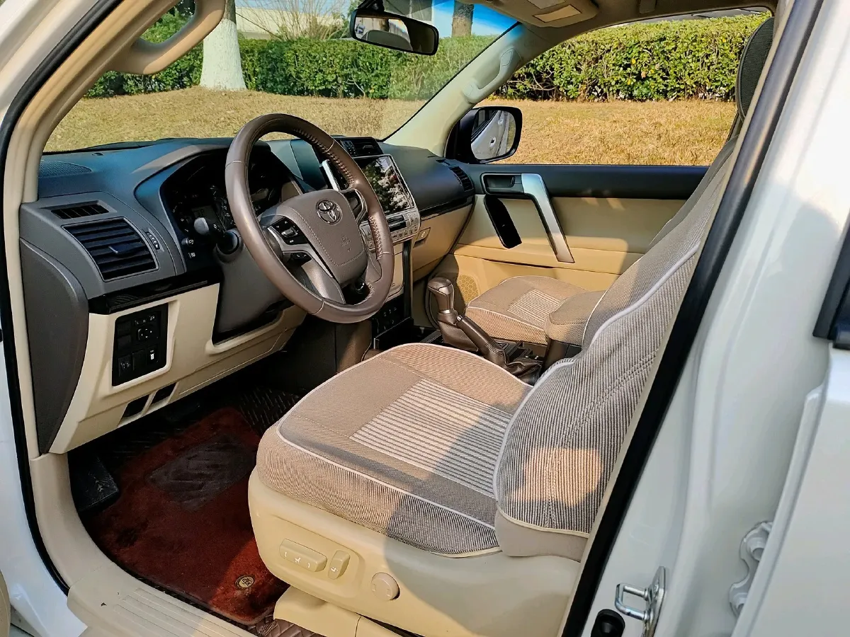 2020 BMW X7 3.0T 340HP L6 8AT,autocango,china used car exporter,china ev exporter,chinese used car exporter,chinese used ev exporter