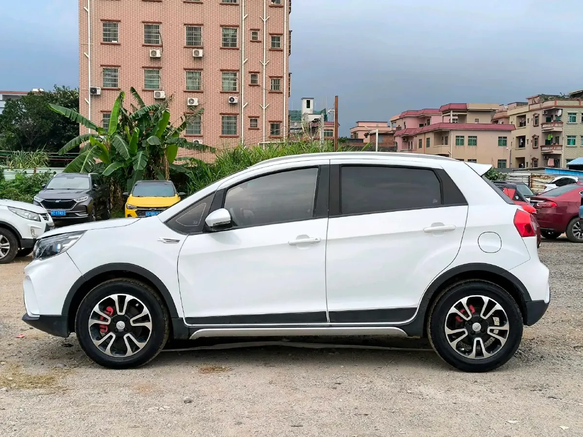 2017 Geely Vision X3 1.5L 102HP L4 4AT,autocango,china used car exporter,china ev exporter,chinese used car exporter,chinese used ev exporter