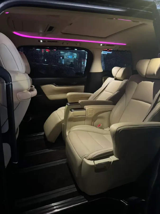 2018 Toyota Alphard 3.5L 275HP V6 6AT,autocango,china used car exporter,china ev exporter,chinese used car exporter,chinese used ev exporter
