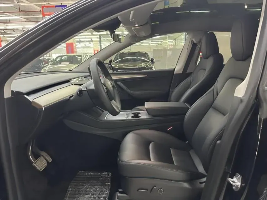 2022 Tesla Model Y BEV 60KWH,autocango,china used car exporter,china ev exporter,chinese used car exporter,chinese used ev exporter