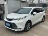2021 Toyota Sienna 2.5L 192HP L4 E-CVT Hybrid