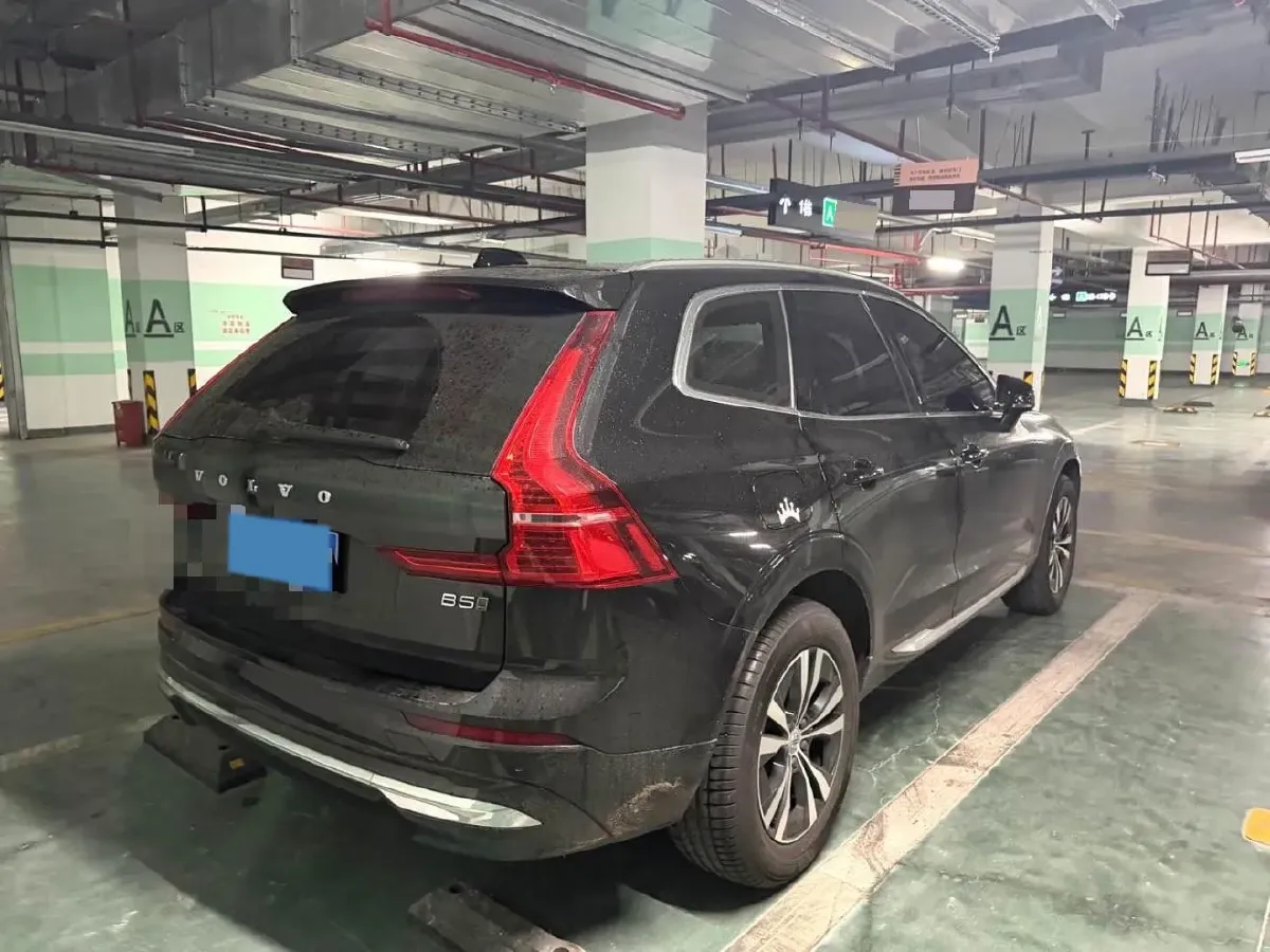 2024 Volvo XC60 2.0T 250HP L4 8AT,autocango,china used car exporter,china ev exporter,chinese used car exporter,chinese used ev exporter