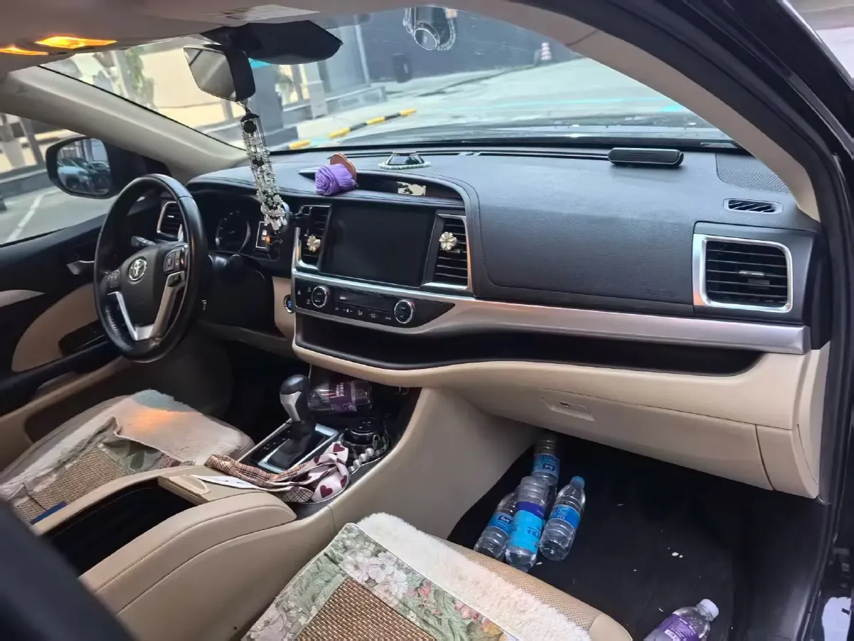 2021 Toyota Highlander 2.0T 220HP L4 6AT,autocango,china used car exporter,china ev exporter,chinese used car exporter,chinese used ev exporter