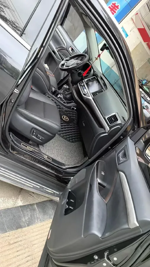 2021 Toyota Highlander 2.0T 220HP L4 6AT,autocango,china used car exporter,china ev exporter,chinese used car exporter,chinese used ev exporter