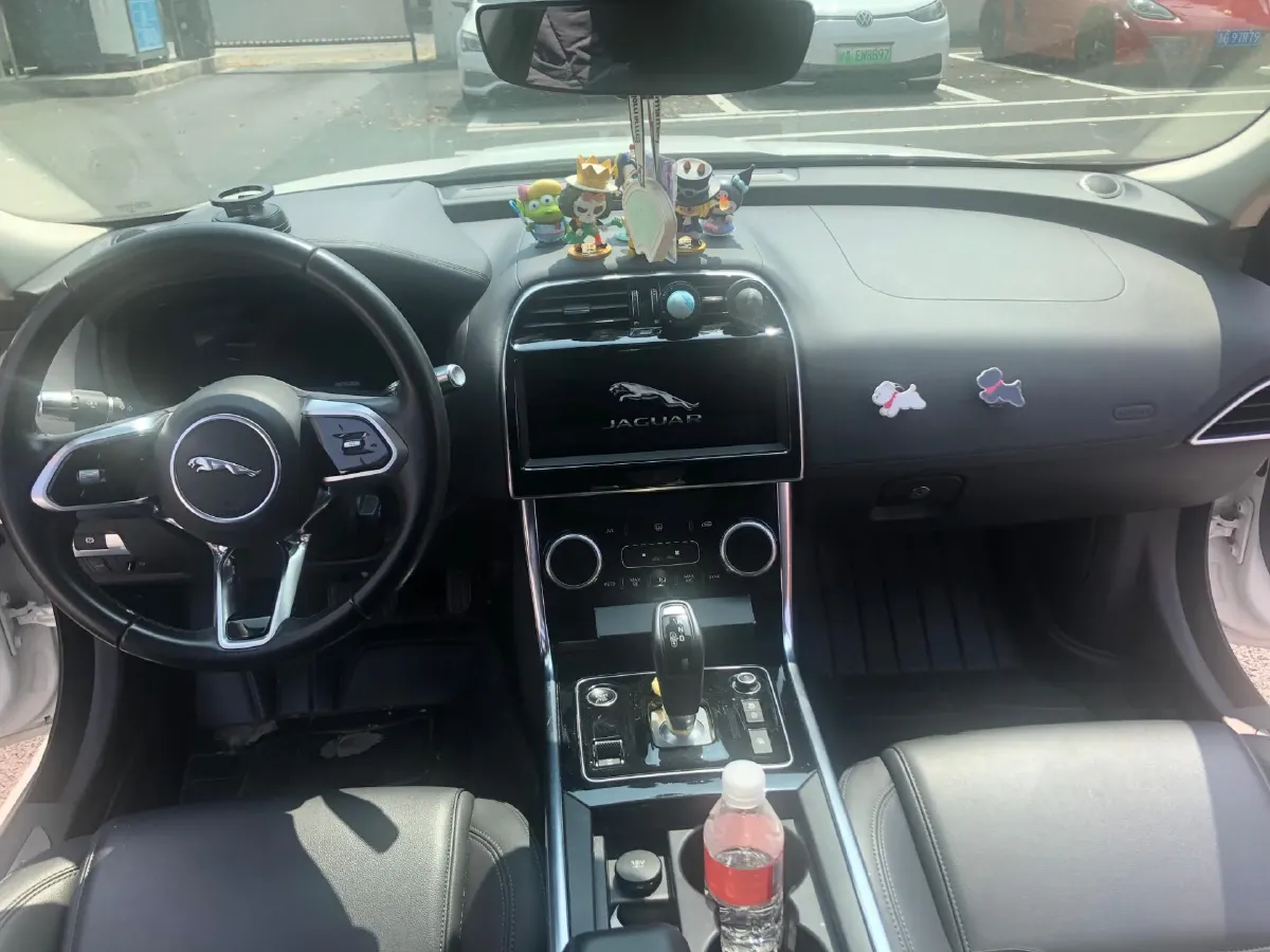 2020 Jaguar XEL 2.0T 250HP L4 8AT,autocango,china used car exporter,china ev exporter,chinese used car exporter,chinese used ev exporter