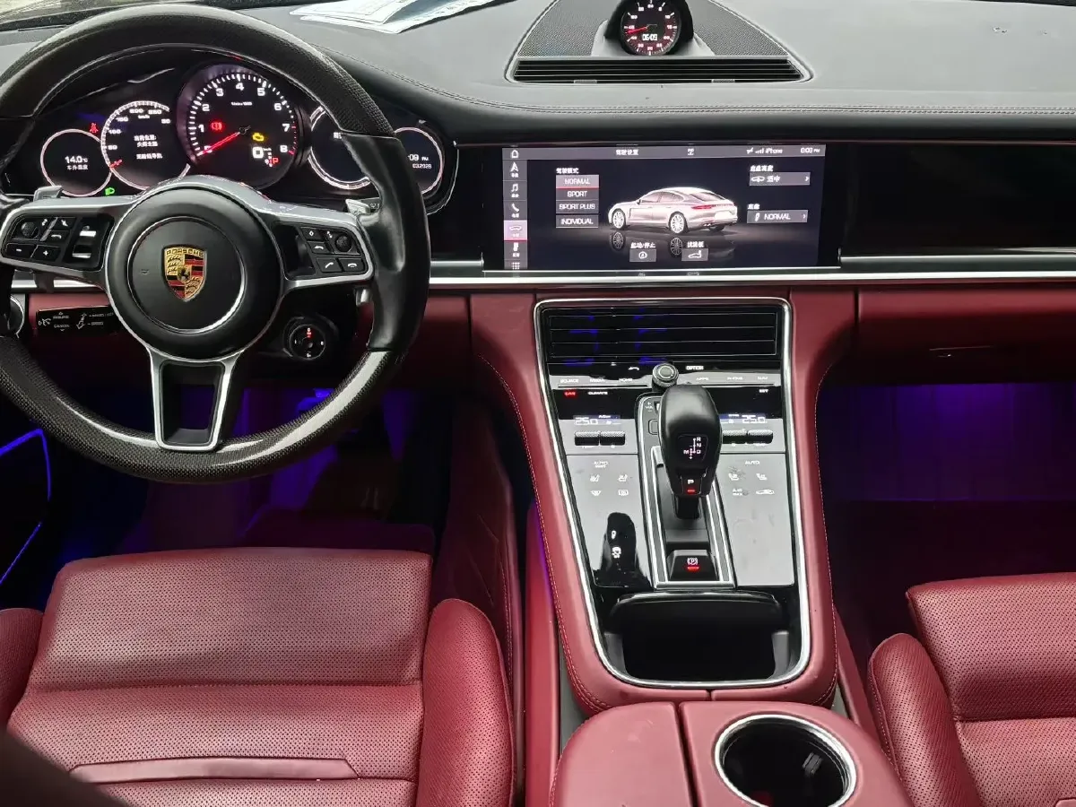 2019 Porsche Panamera 2.9T 330HP V6 8DCT,autocango,china used car exporter,china ev exporter,chinese used car exporter,chinese used ev exporter