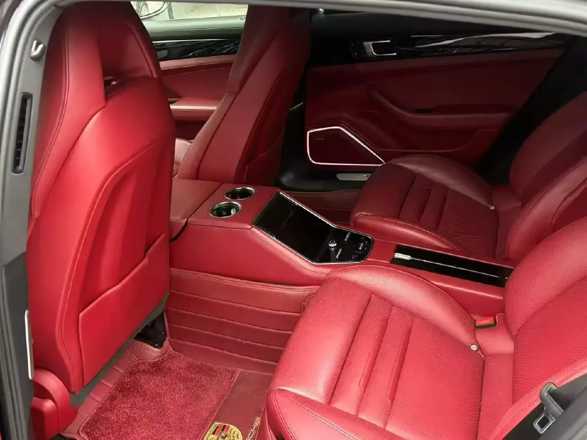 2019 Porsche Panamera 2.9T 330HP V6 8DCT,autocango,china used car exporter,china ev exporter,chinese used car exporter,chinese used ev exporter