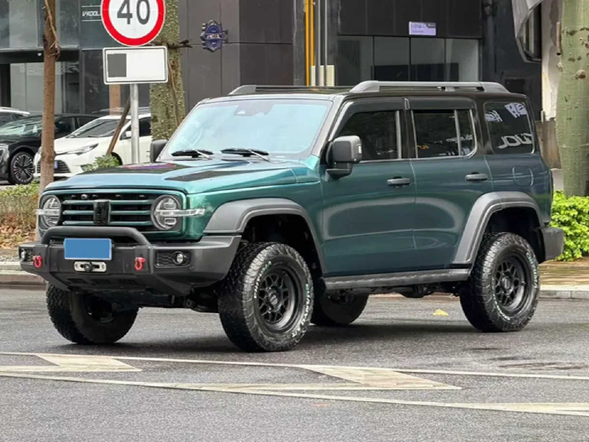 2021 Tank 300 2.0T 227HP L4 8AT,autocango,china used car exporter,china ev exporter,chinese used car exporter,chinese used ev exporter