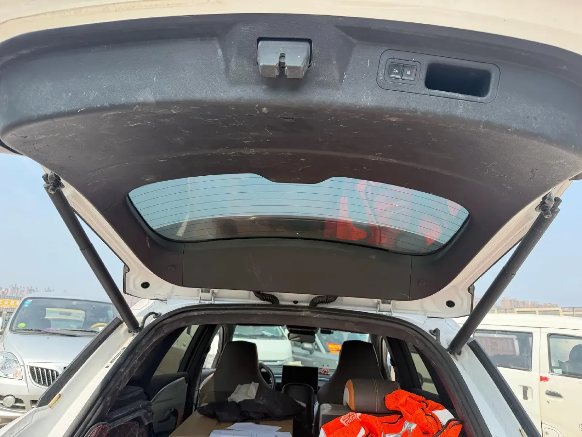 2022 Geely JiaJi 1.5T 177HP L3 7DCT PHEV 15.5KWH,autocango,china used car exporter,china ev exporter,chinese used car exporter,chinese used ev exporter