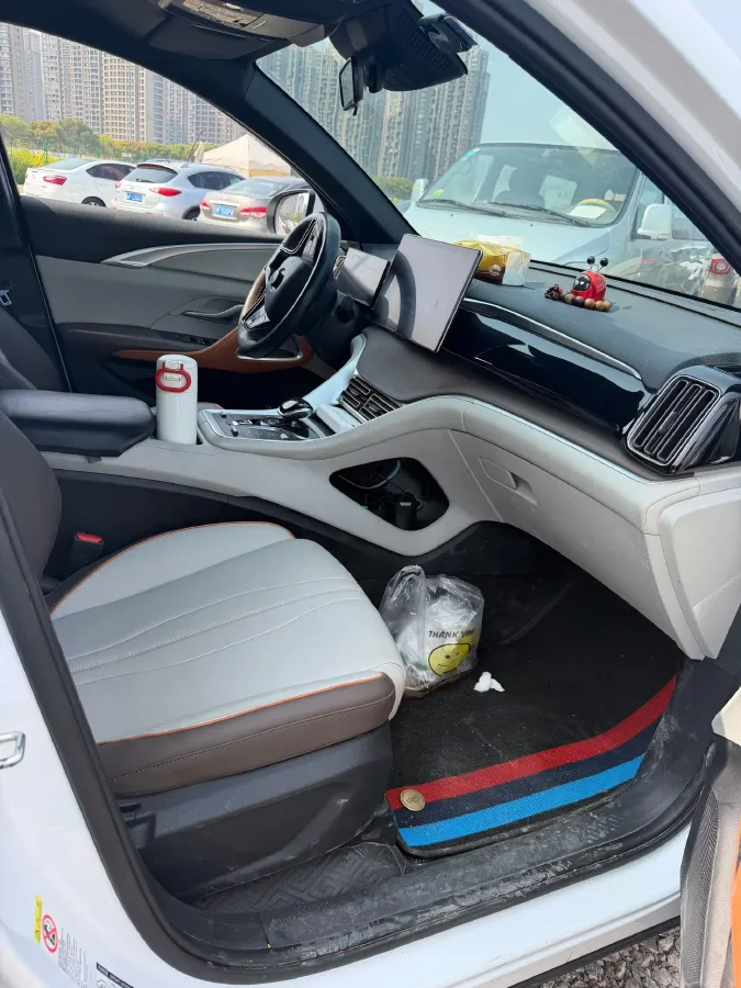 2022 Geely JiaJi 1.5T 177HP L3 7DCT PHEV 15.5KWH,autocango,china used car exporter,china ev exporter,chinese used car exporter,chinese used ev exporter