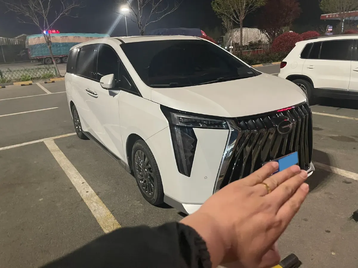 2024 GAC Trumpchi M8 2.0T 252HP L4 8AT,autocango,china used car exporter,china ev exporter,chinese used car exporter,chinese used ev exporter