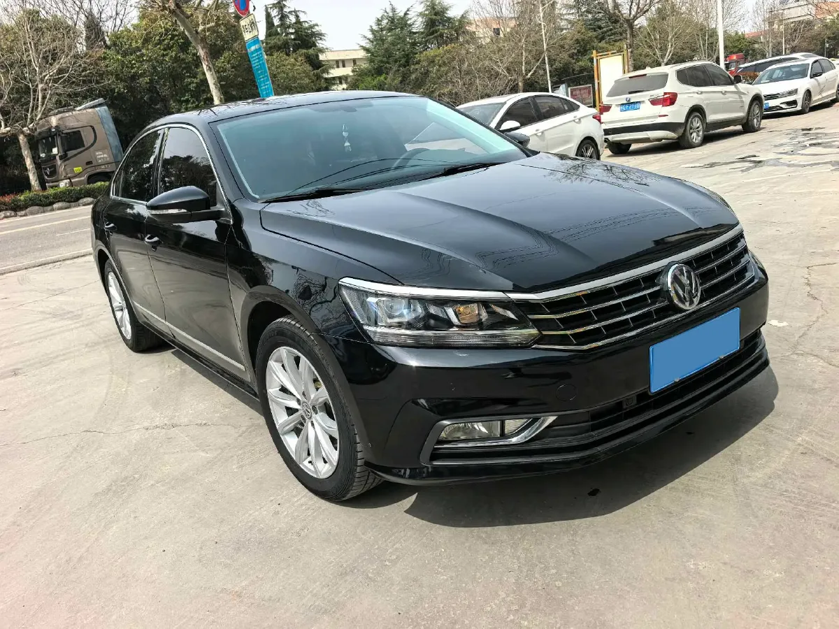 2017 Volkswagen Passat 1.8T 180HP L4 7DCT,autocango,china used car exporter,china ev exporter,chinese used car exporter,chinese used ev exporter