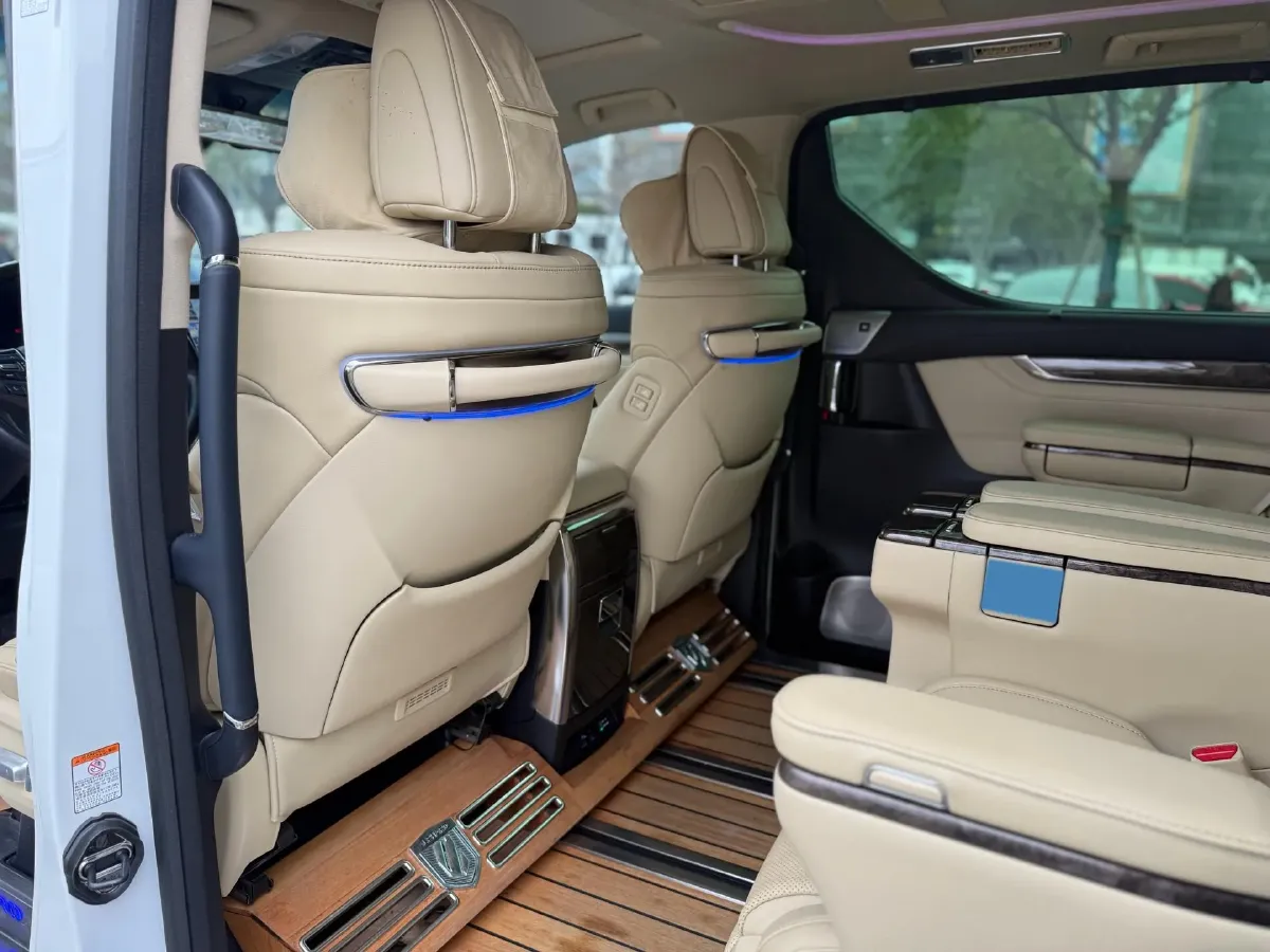 2021 Toyota Alphard 2.5L 117HP L4 E-CVT Hybrid,autocango,china used car exporter,china ev exporter,chinese used car exporter,chinese used ev exporter