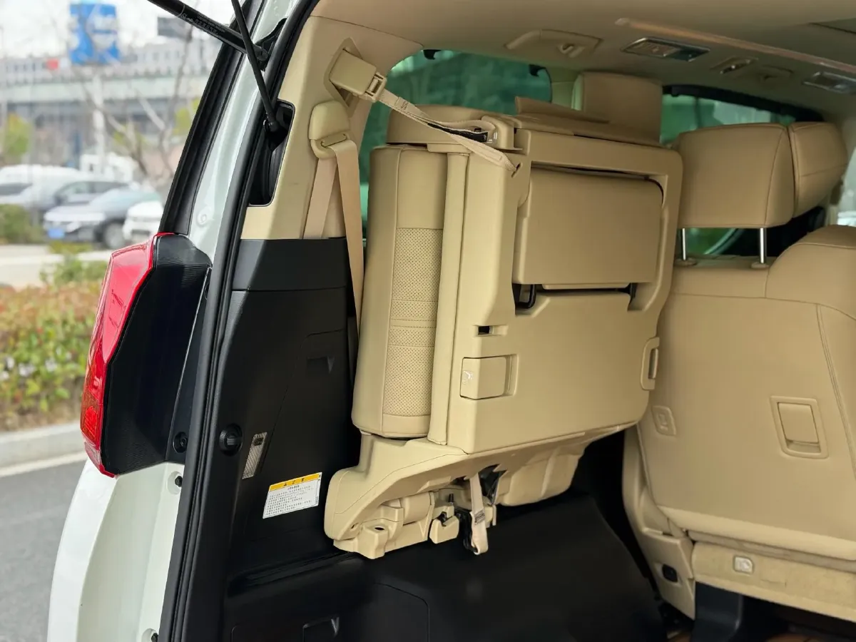 2021 Toyota Alphard 2.5L 117HP L4 E-CVT Hybrid,autocango,china used car exporter,china ev exporter,chinese used car exporter,chinese used ev exporter