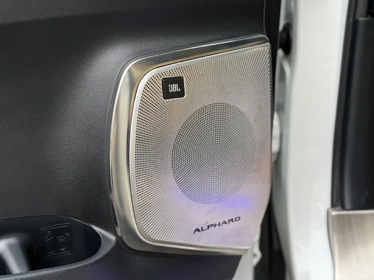 2021 Toyota Alphard 2.5L 117HP L4 E-CVT Hybrid,autocango,china used car exporter,china ev exporter,chinese used car exporter,chinese used ev exporter