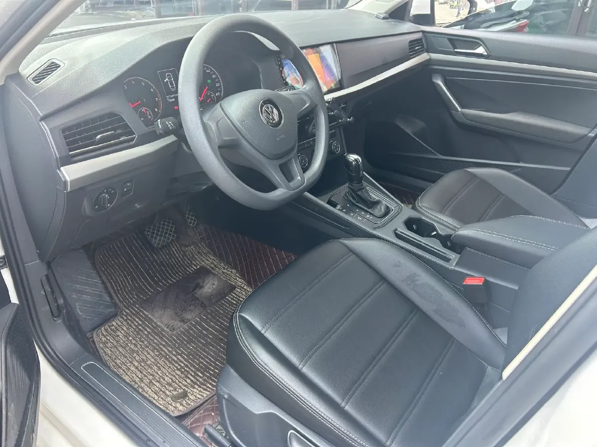 2019 Volkswagen T-Cross 1.5L 113HP L4 6AT,autocango,china used car exporter,china ev exporter,chinese used car exporter,chinese used ev exporter