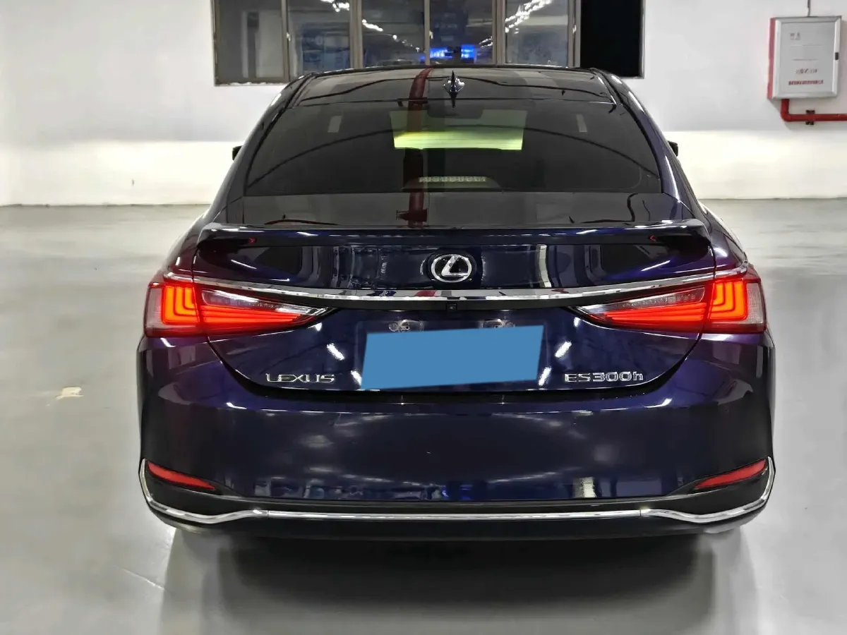 2018 Lexus ES 2.5L 178HP L4 E-CVT Hybrid,autocango,china used car exporter,china ev exporter,chinese used car exporter,chinese used ev exporter