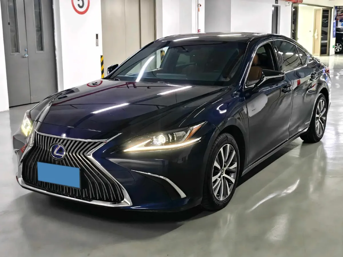 2018 Lexus ES 2.5L 178HP L4 E-CVT Hybrid,autocango,china used car exporter,china ev exporter,chinese used car exporter,chinese used ev exporter