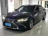 2018 Lexus ES 2.5L 178HP L4 E-CVT Hybrid