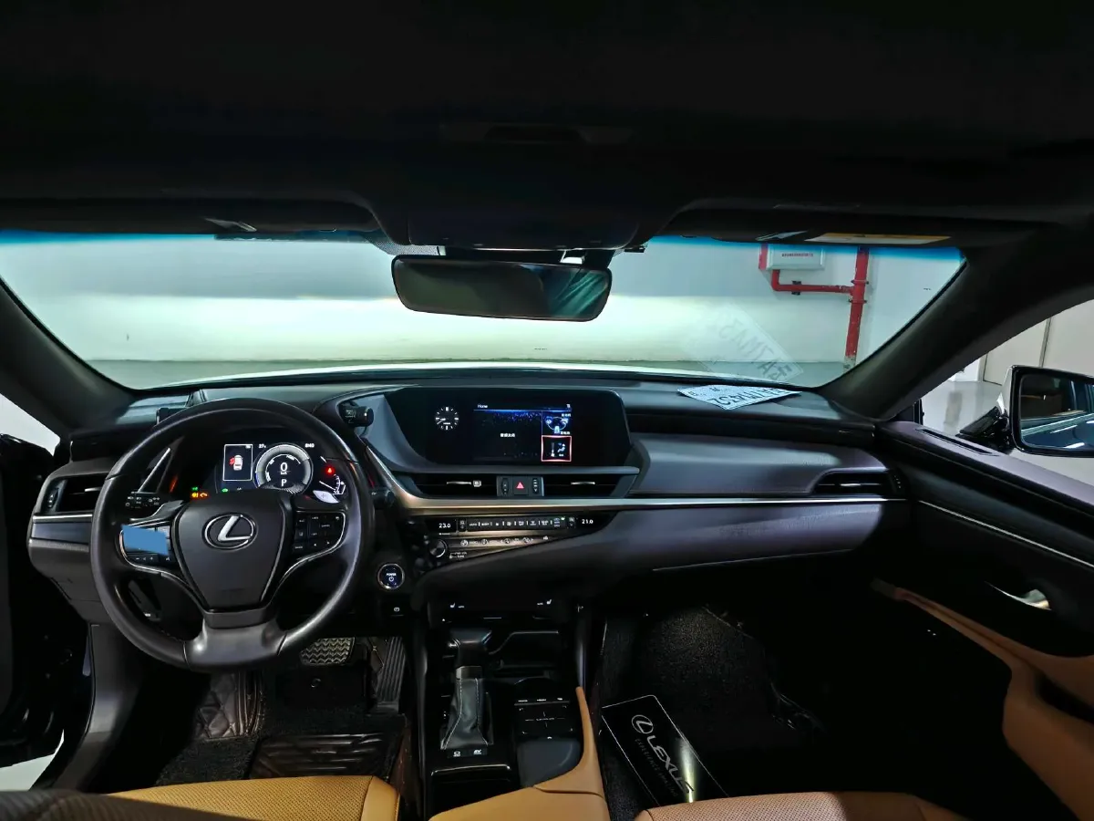 2018 Lexus ES 2.5L 178HP L4 E-CVT Hybrid,autocango,china used car exporter,china ev exporter,chinese used car exporter,chinese used ev exporter