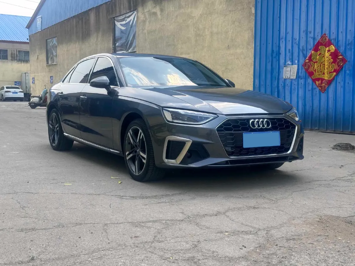 2020 Audi A4L 2.0T 190HP L4 7DCT,autocango,china used car exporter,china ev exporter,chinese used car exporter,chinese used ev exporter