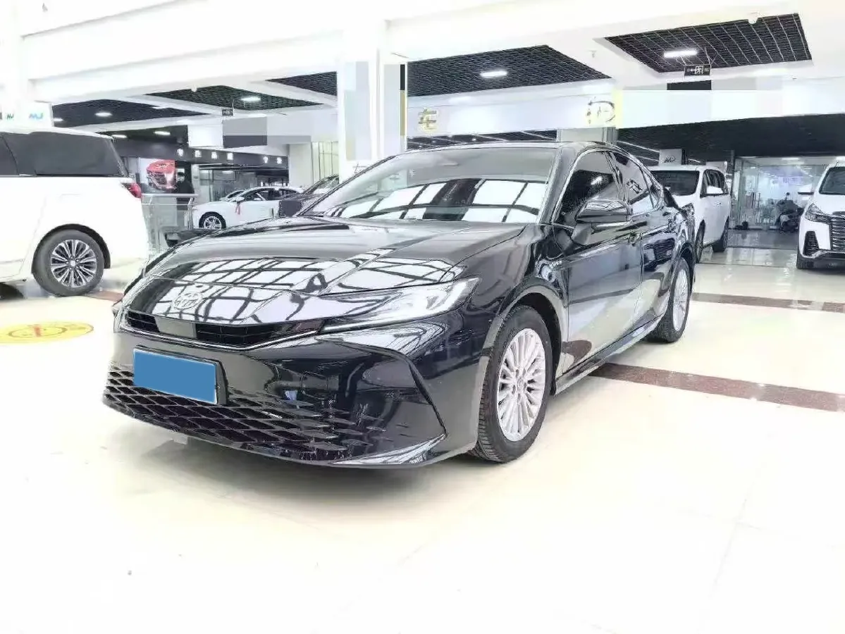 2024 Toyota Camry 2.0L 152HP L4 E-CVT Hybrid,autocango,china used car exporter,china ev exporter,chinese used car exporter,chinese used ev exporter