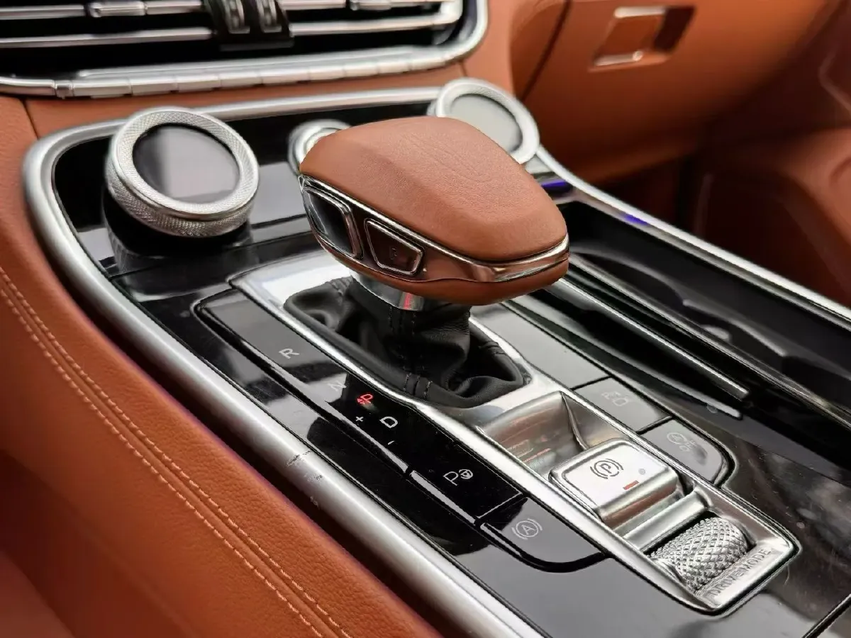 2020 HongQi H9 3.0T 283HP V6 7DCT,autocango,china used car exporter,china ev exporter,chinese used car exporter,chinese used ev exporter