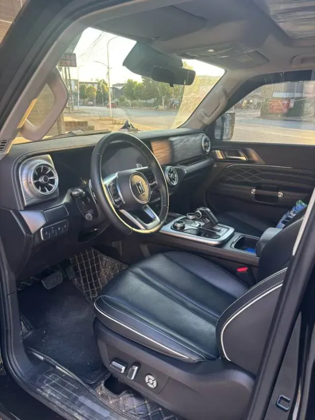 2024 Tank 300 2.0T 227HP L4 8AT,autocango,china used car exporter,china ev exporter,chinese used car exporter,chinese used ev exporter