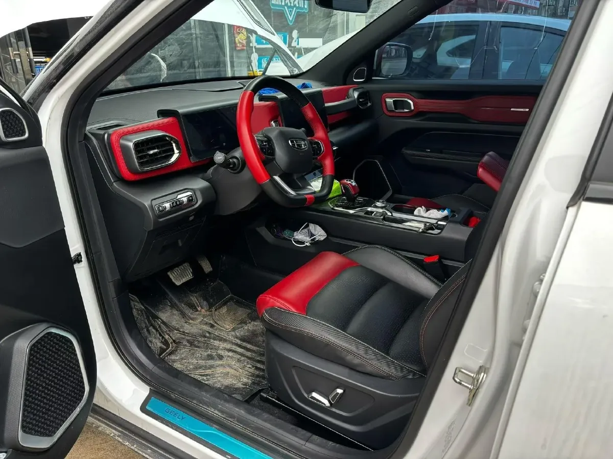 2020 Geely ICON 1.5T 177HP L3 7DCT,autocango,china used car exporter,china ev exporter,chinese used car exporter,chinese used ev exporter