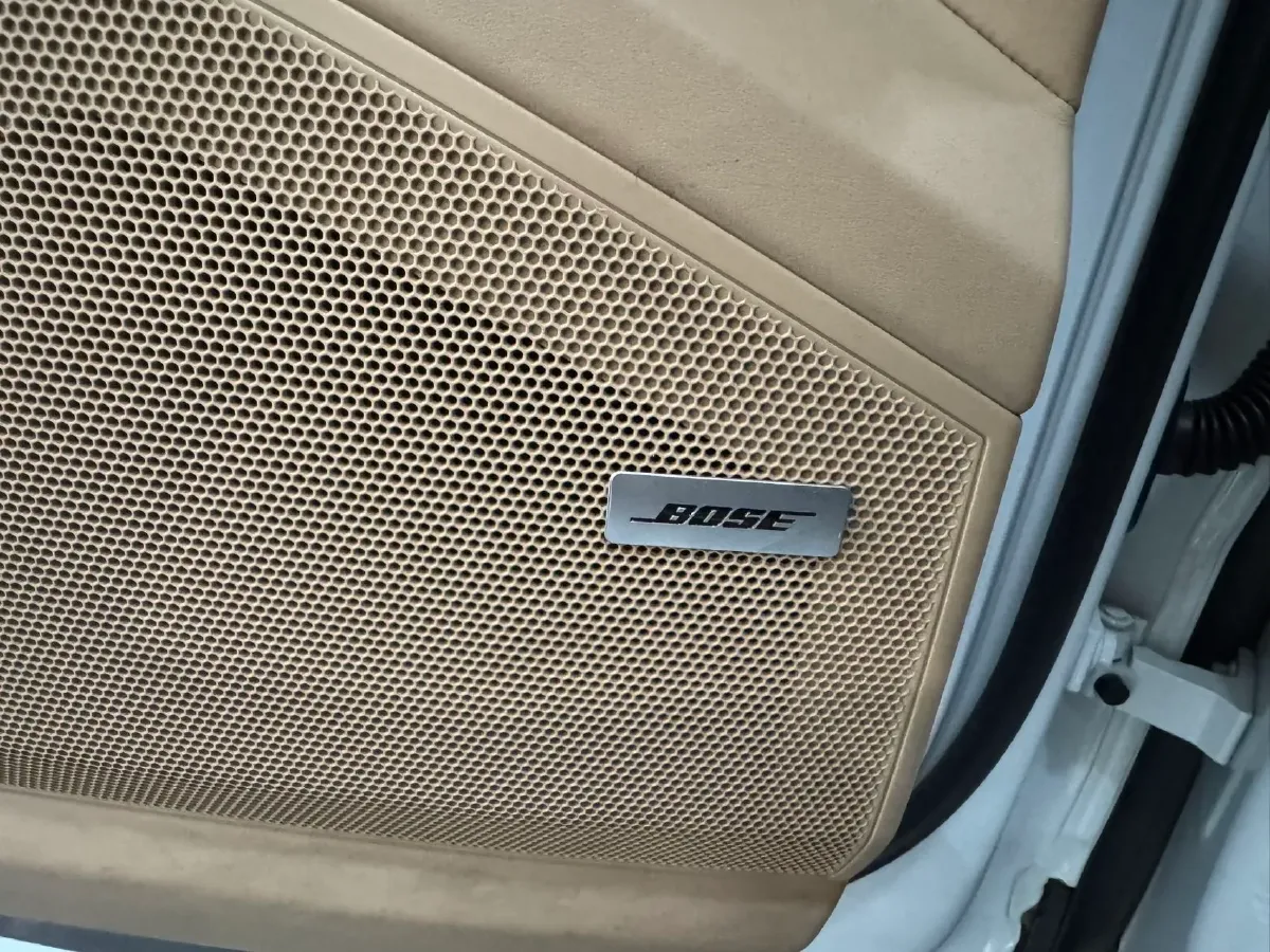 2018 Land Rover Range Rover Velar 3.0T 380HP V6 8AT,autocango,china used car exporter,china ev exporter,chinese used car exporter,chinese used ev exporter