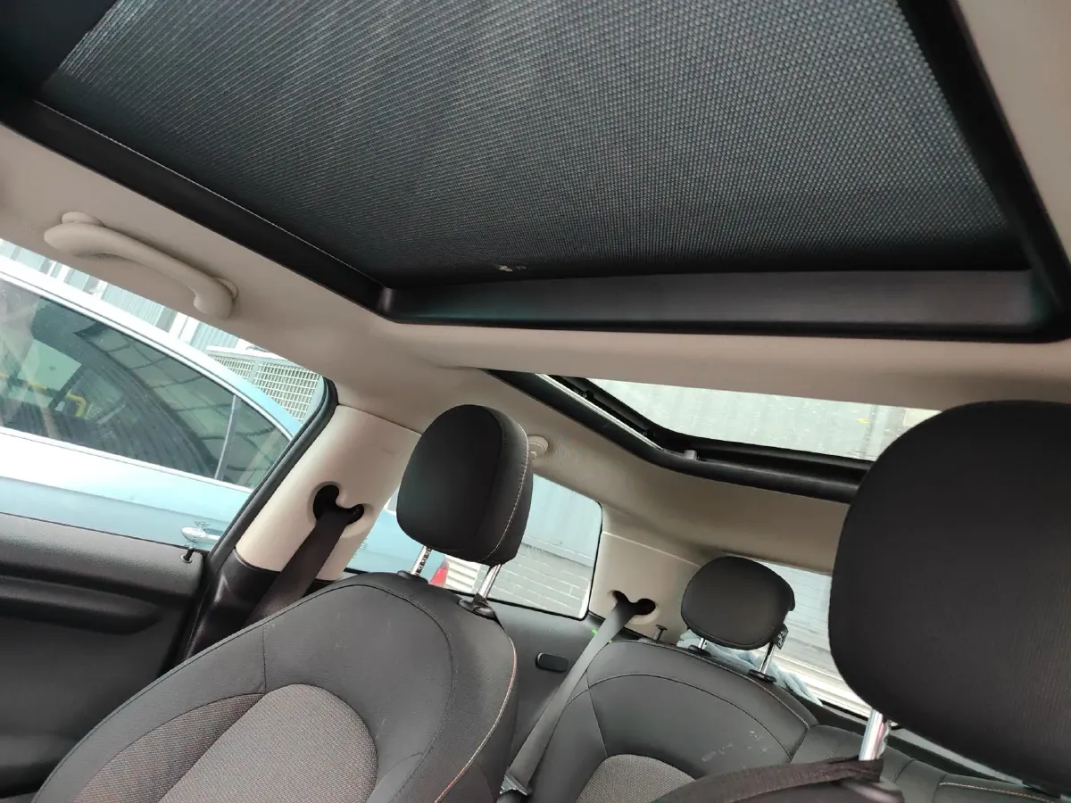 2020 MINI MINI 1.5T 102HP L3 7DCT,autocango,china used car exporter,china ev exporter,chinese used car exporter,chinese used ev exporter