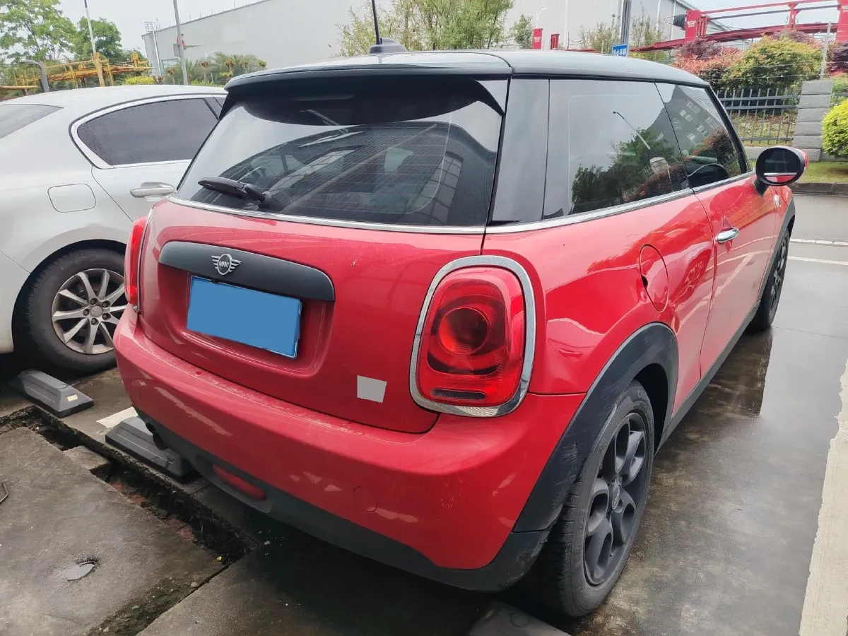 2020 MINI MINI 1.5T 102HP L3 7DCT,autocango,china used car exporter,china ev exporter,chinese used car exporter,chinese used ev exporter