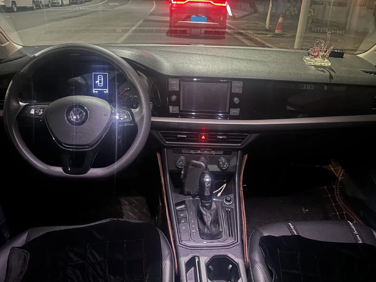 2019 Volkswagen Lavida 1.5L 113HP L4 6AT,autocango,china used car exporter,china ev exporter,chinese used car exporter,chinese used ev exporter