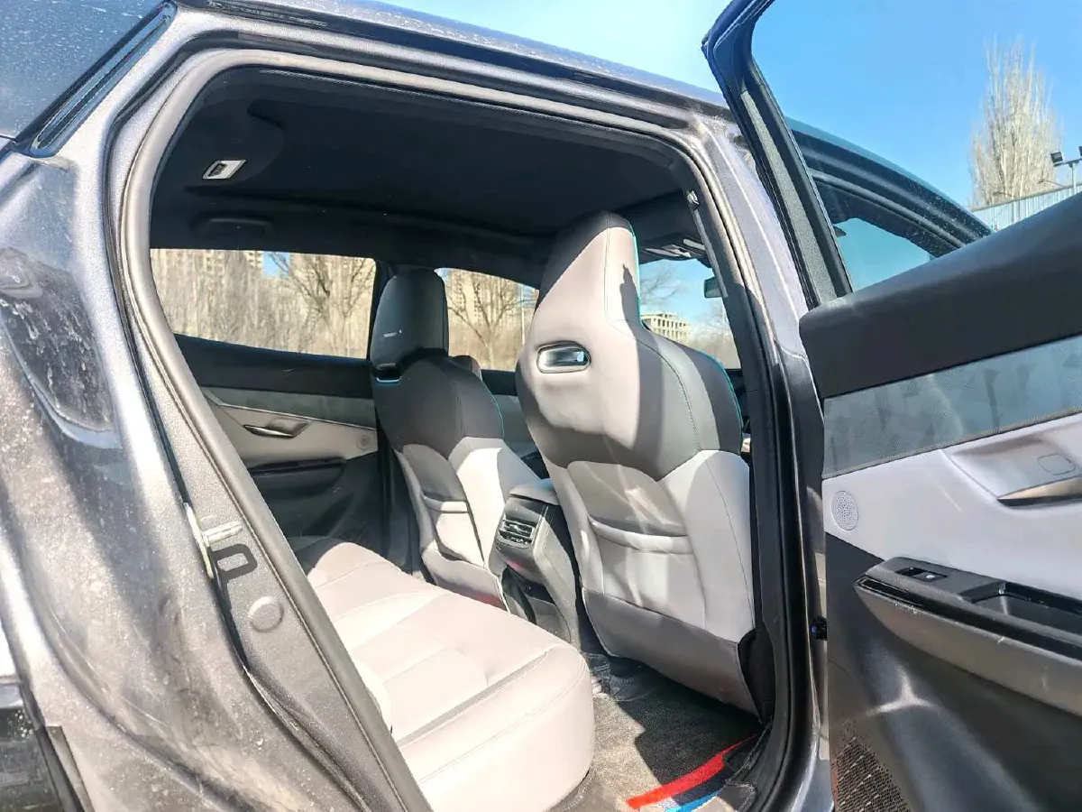 2023 ChangAn UNI-T 1.5T 188HP L4 7DCT,autocango,china used car exporter,china ev exporter,chinese used car exporter,chinese used ev exporter