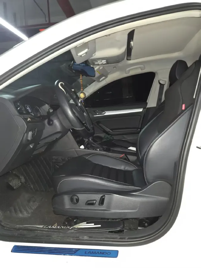 2019 Volkswagen Passat 1.4T 150HP L4 7DCT,autocango,china used car exporter,china ev exporter,chinese used car exporter,chinese used ev exporter