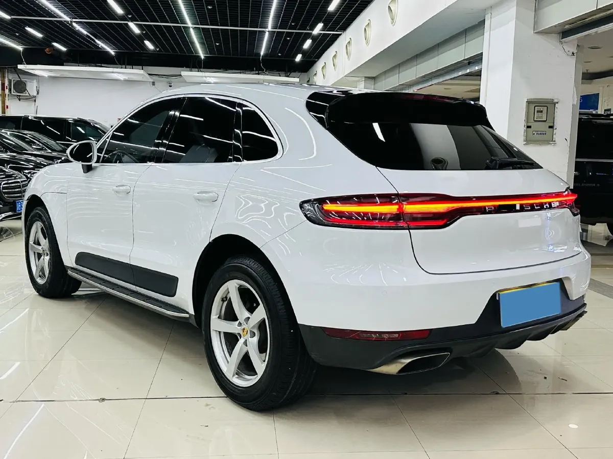 2018 Porsche Macan 2.0T 252HP L4 7DCT,autocango,china used car exporter,china ev exporter,chinese used car exporter,chinese used ev exporter