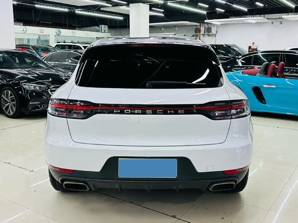 2018 Porsche Macan 2.0T 252HP L4 7DCT,autocango,china used car exporter,china ev exporter,chinese used car exporter,chinese used ev exporter