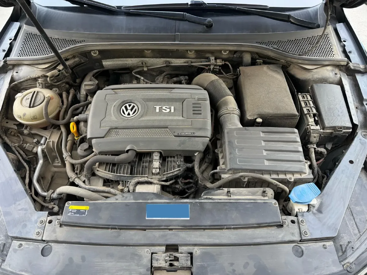 2018 Volkswagen Magotan 1.8T 180HP L4 7DCT,autocango,china used car exporter,china ev exporter,chinese used car exporter,chinese used ev exporter